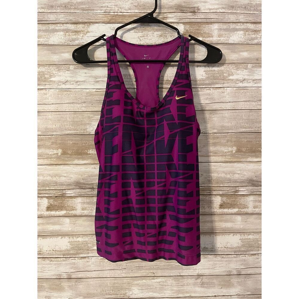 Nike Racer Back Sleeveless Workout Athletic Fitted Shirt Women Medium Fuscia​